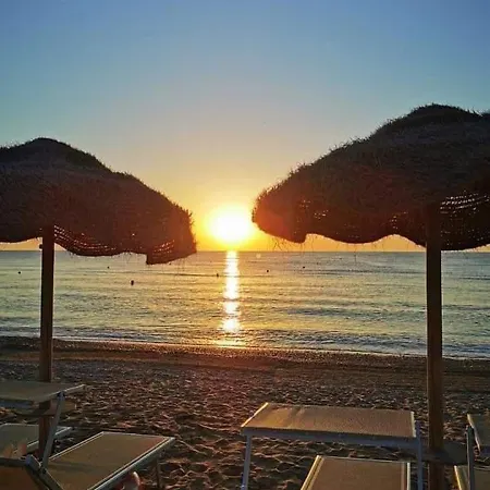 Happy House 2 マルティンシクーロ