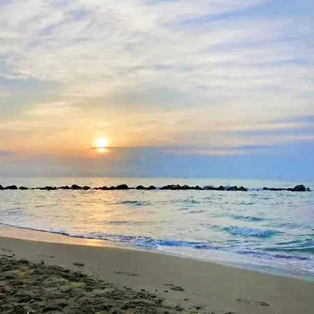 Happy House 2 公寓