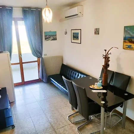 アパート Happy House 2 マルティンシクーロ